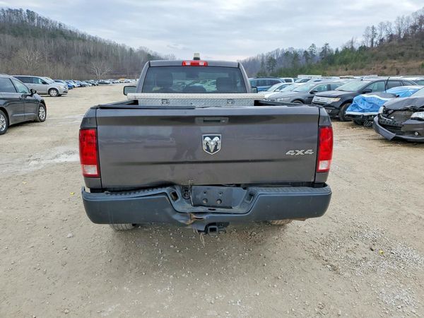 2015 RAM 1500 ST REG CAB 4X4
