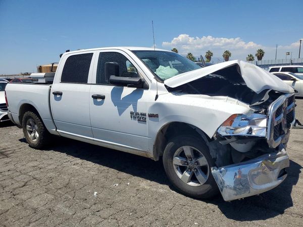 2019 RAM 1500 CLASSIC Tradesman, ST
