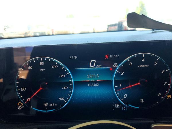 2022 MERCEDES-BENZ GLB GLB250 / GLB250 4MATIC