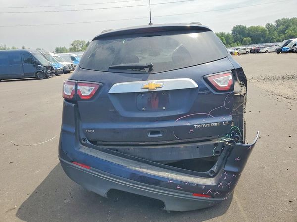 2015 CHEVROLET TRAVERSE LS