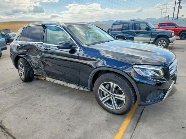 2019 MERCEDES-BENZ GLC GLC 300-4M