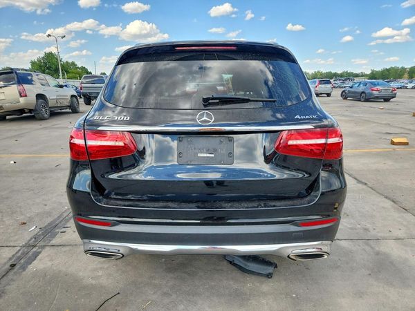 2019 MERCEDES-BENZ GLC GLC 300-4M