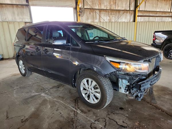2017 KIA SEDONA LX