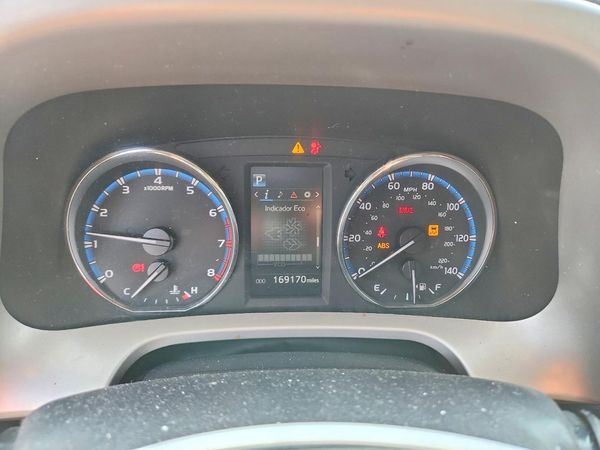 2016 TOYOTA RAV4