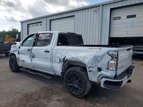 2025 CHEVROLET SILVERADO Custom