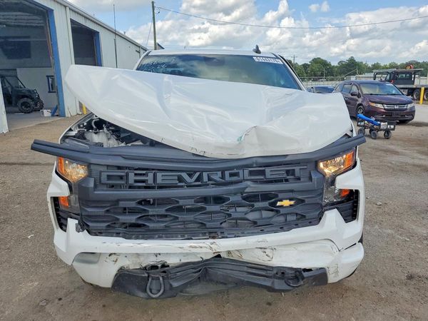 2025 CHEVROLET SILVERADO Custom