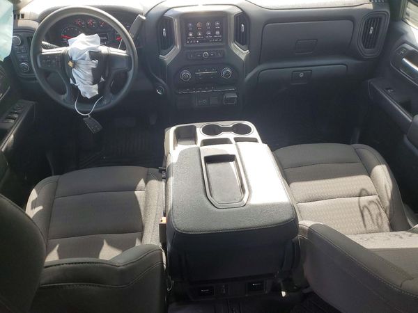 2025 CHEVROLET SILVERADO Custom