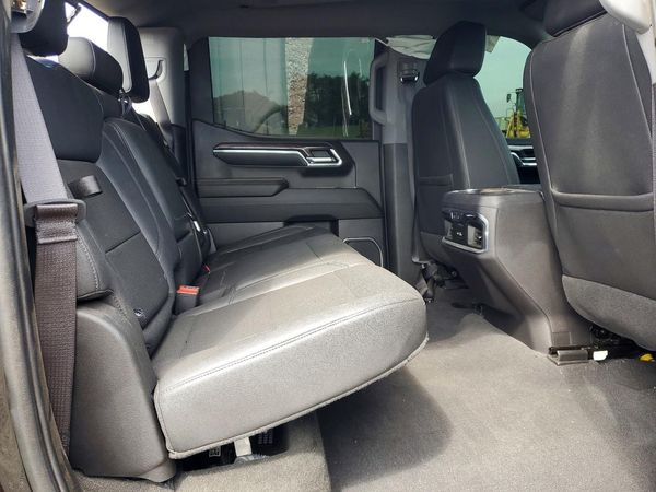 2023 CHEVROLET SILVERADO LTZ