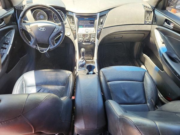 2013 HYUNDAI SONATA