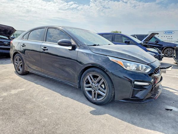 2021 KIA FORTE GT Line