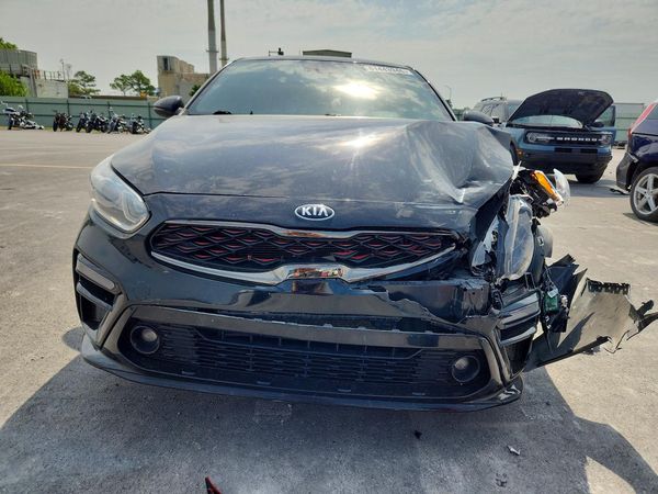 2021 KIA FORTE GT Line