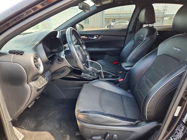 2021 KIA FORTE GT Line