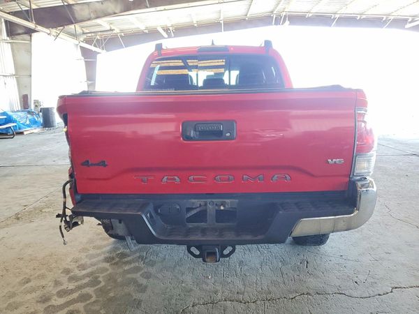 2022 TOYOTA TACOMA SR5