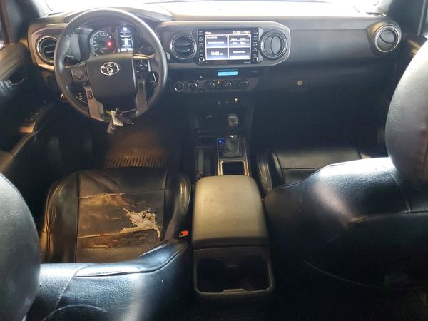 2022 TOYOTA TACOMA SR5