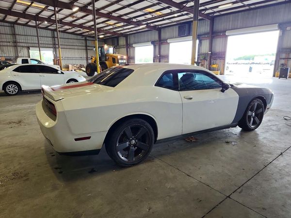 2013 DODGE CHALLENGER Base
