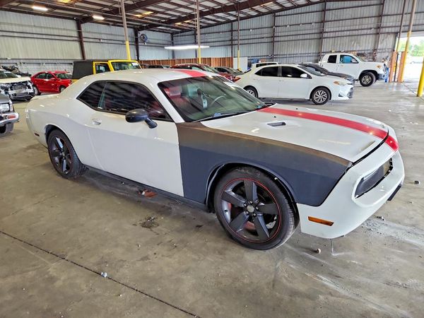 2013 DODGE CHALLENGER Base