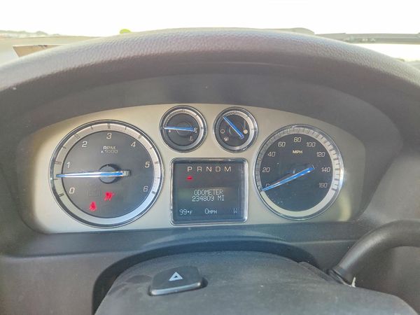 2014 CADILLAC ESCALADE ESV Premium