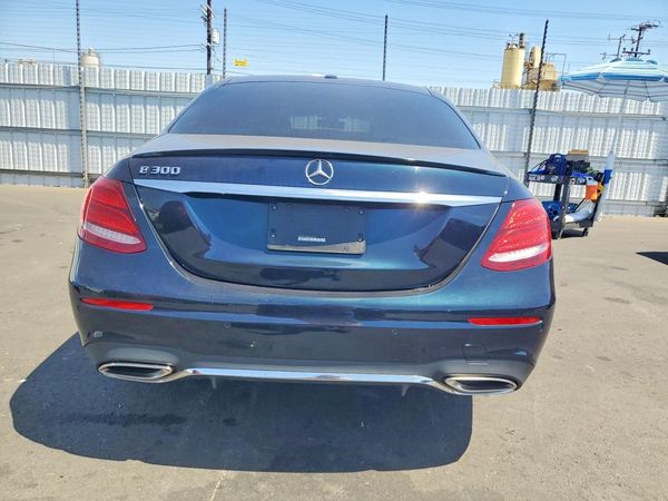 2017 MERCEDES-BENZ E E300