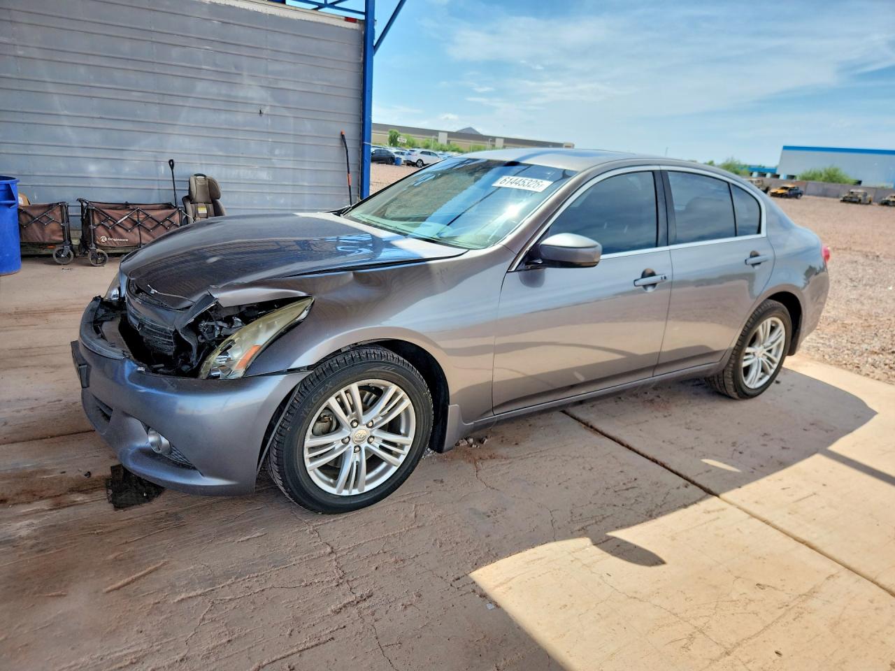 2013 INFINITI G37 — Front 3/4