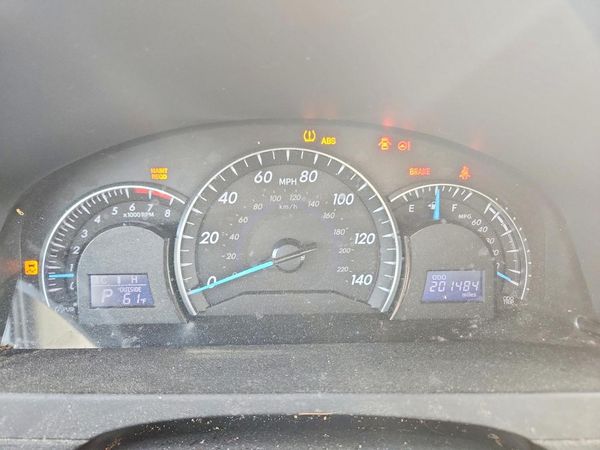 2014 TOYOTA CAMRY — ODOM