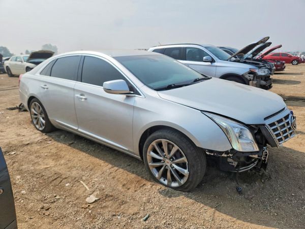 2014 CADILLAC XTS Luxury