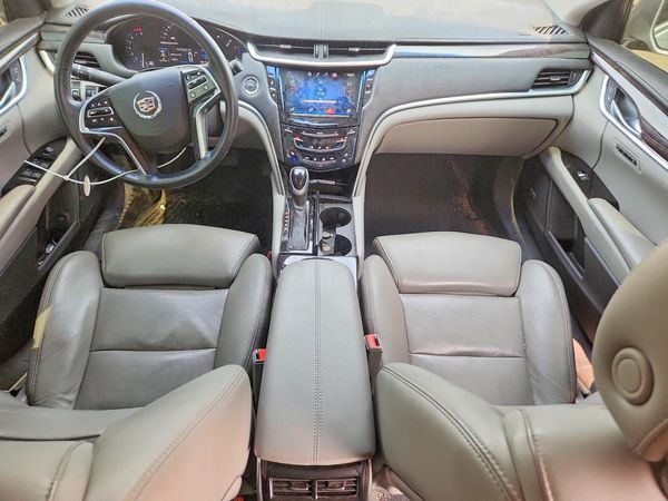 2014 CADILLAC XTS Luxury