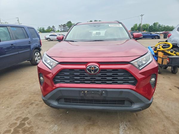 2021 TOYOTA RAV4 XLE