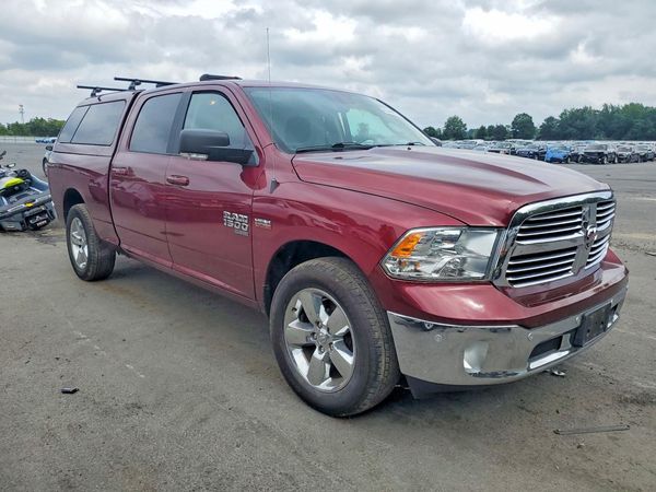 2019 RAM 1500 CLASSIC SLT