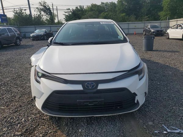 2024 TOYOTA COROLLA