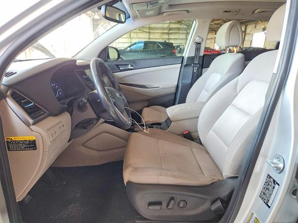 2017 HYUNDAI TUCSON