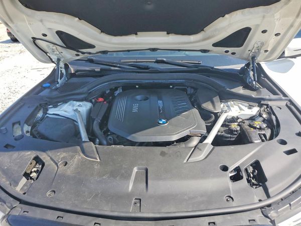 2018 BMW 640 xDrive GT — Engine bay
