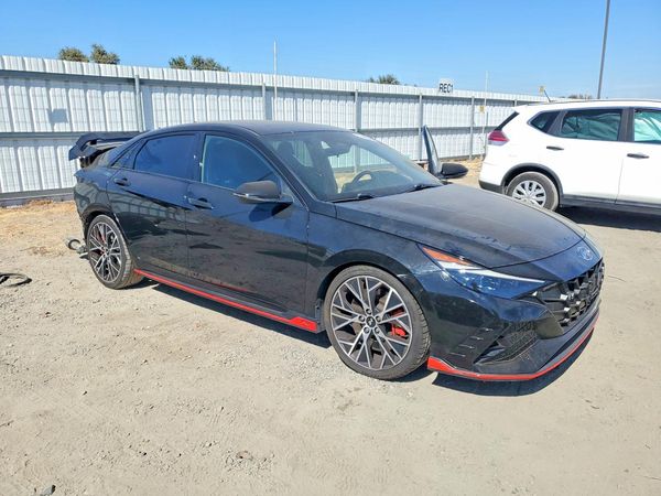 2022 HYUNDAI ELANTRA