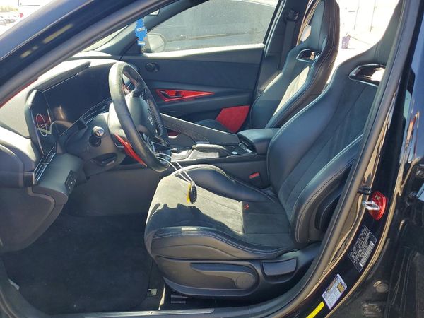 2022 HYUNDAI ELANTRA