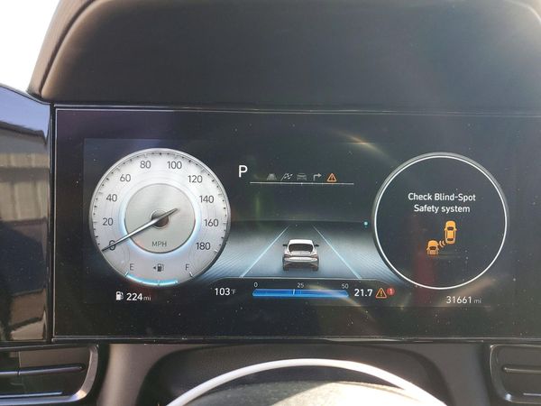 2022 HYUNDAI ELANTRA