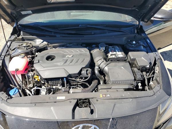 2022 HYUNDAI ELANTRA