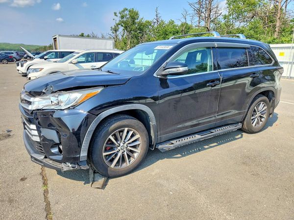 2019 TOYOTA HIGHLANDER SE/XLE