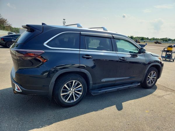2019 TOYOTA HIGHLANDER SE/XLE