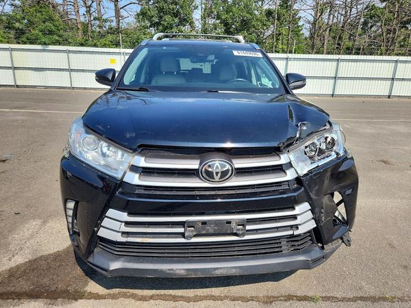 2019 TOYOTA HIGHLANDER SE/XLE