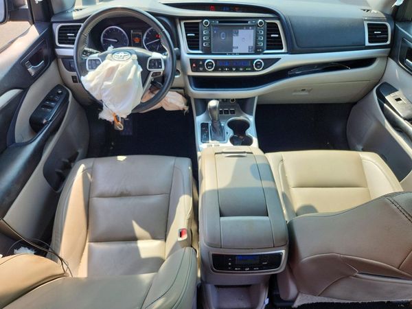 2019 TOYOTA HIGHLANDER SE/XLE
