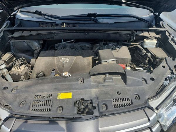 2019 TOYOTA HIGHLANDER SE/XLE