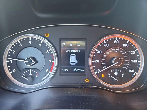 2019 HYUNDAI SANTA FE SE