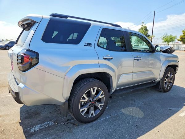 2025 TOYOTA 4RUNNER