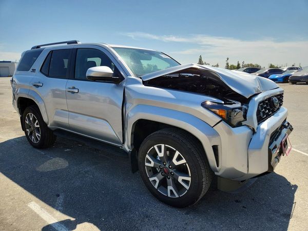 2025 TOYOTA 4RUNNER
