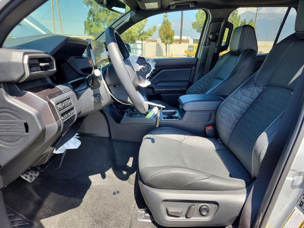 2025 TOYOTA 4RUNNER