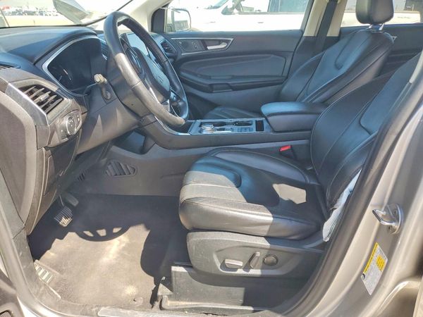 2021 FORD EDGE Titanium — DENT