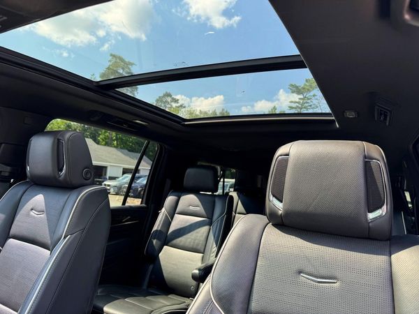 2023 CADILLAC ESCALADE Premium Luxury