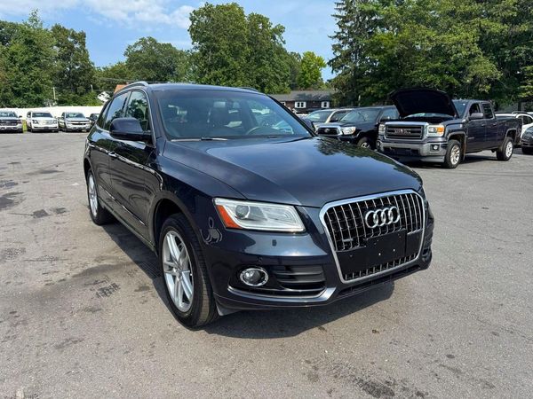 2017 AUDI Q5 quattro Premium