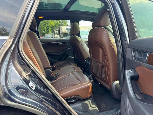 2017 AUDI Q5 quattro Premium