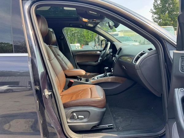 2017 AUDI Q5 quattro Premium