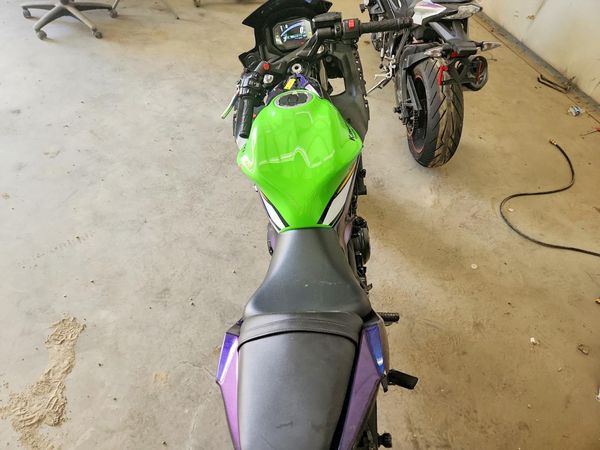 2025 KAWASAKI EX
